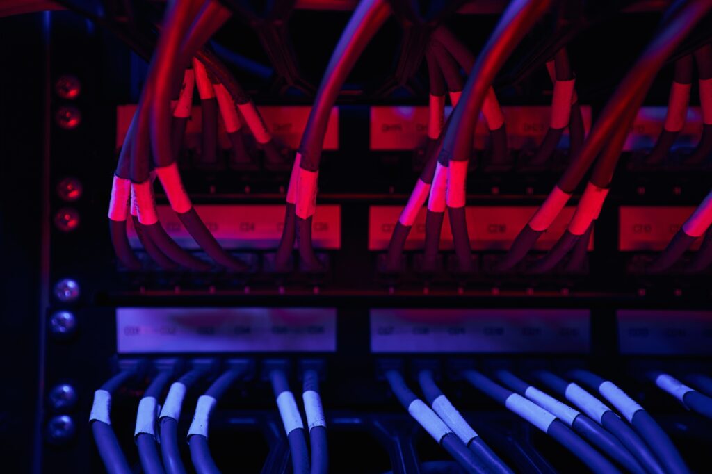 Network cabling infrastructure in modern data center